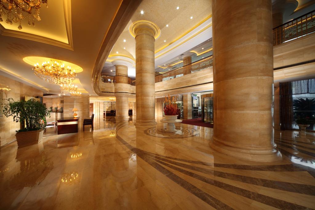 Puxi New Century Hotel Shanghái Exterior foto